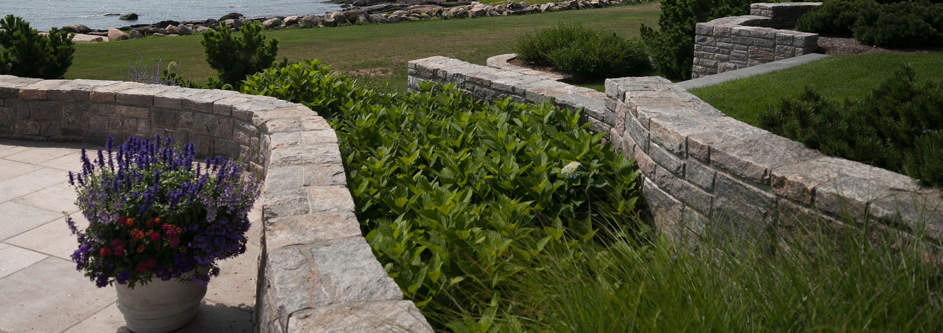 Retaining Wall Durable Stone - CT Stone