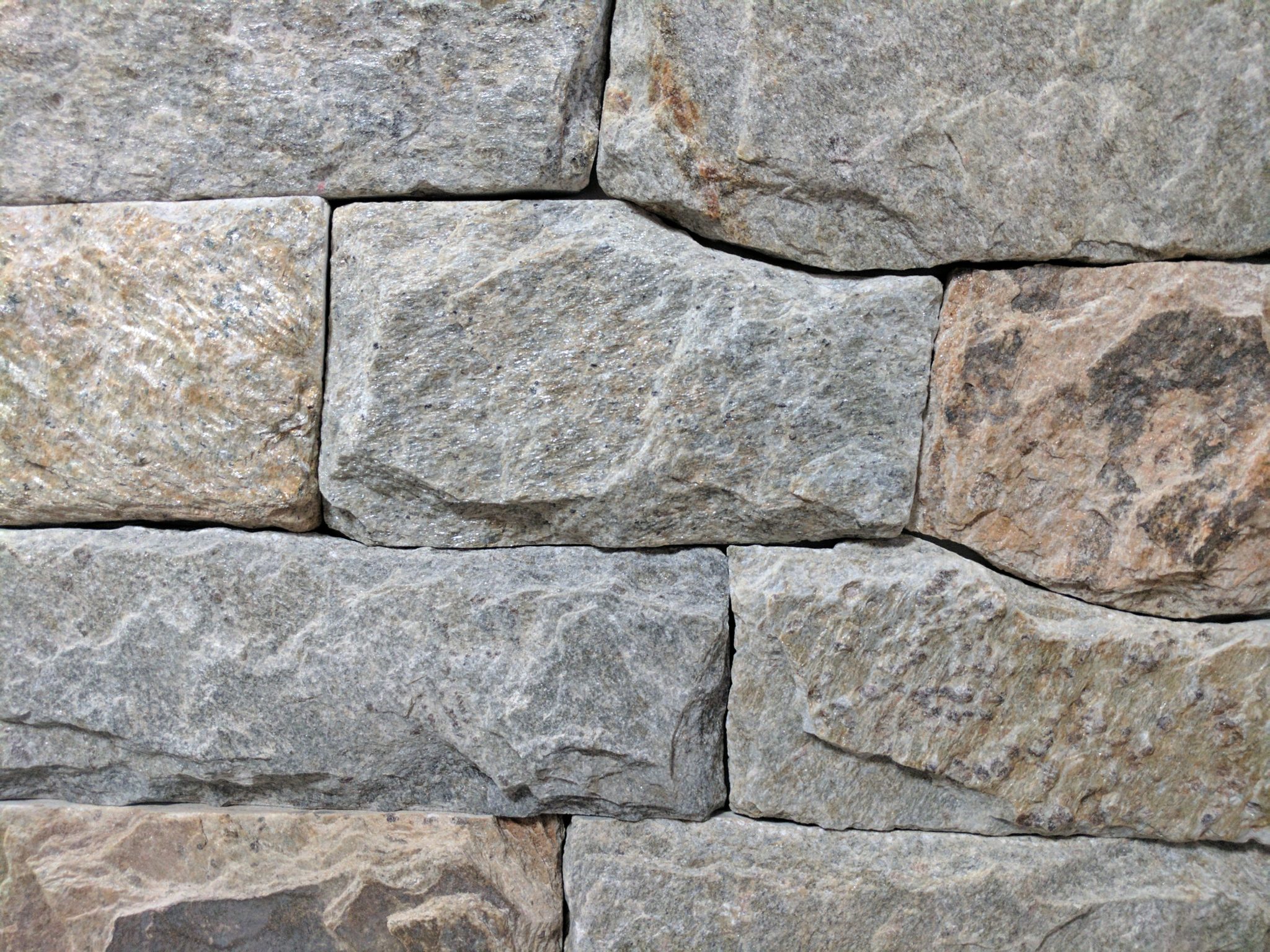 Old Spruce Mountain™ Natural Quartzite CT | Quartzite Veneers