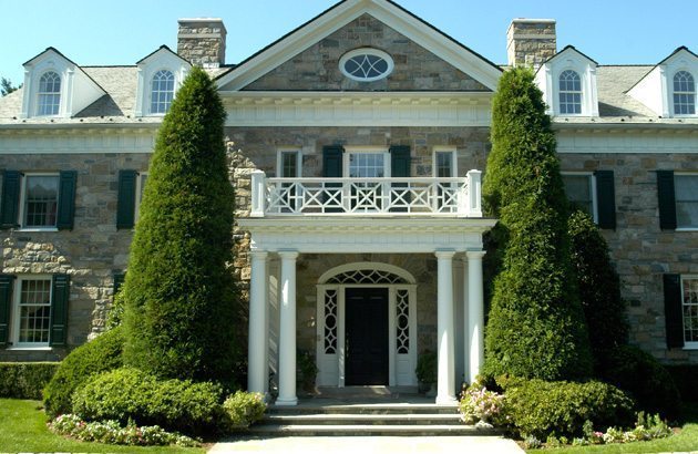 Round Hill Blend™ Granite Fieldstone | Weathered Building Stones