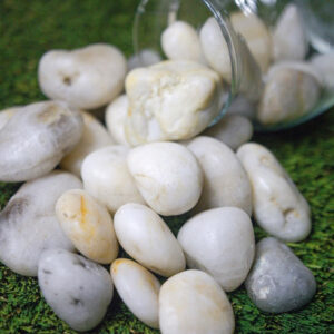White Polished Pebbles thumbnail