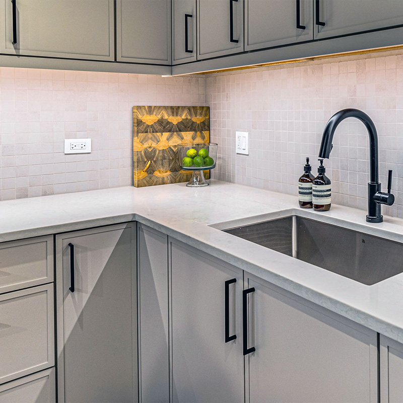 Vadara quartz kitchen countertop with clean lines and neutral tones.